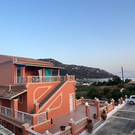 Villa Magda. Agios Georgios Pagon Exteriör bild