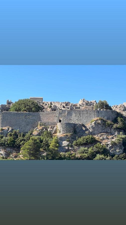 Villa Magda. Agios Georgios Pagon Exteriör bild