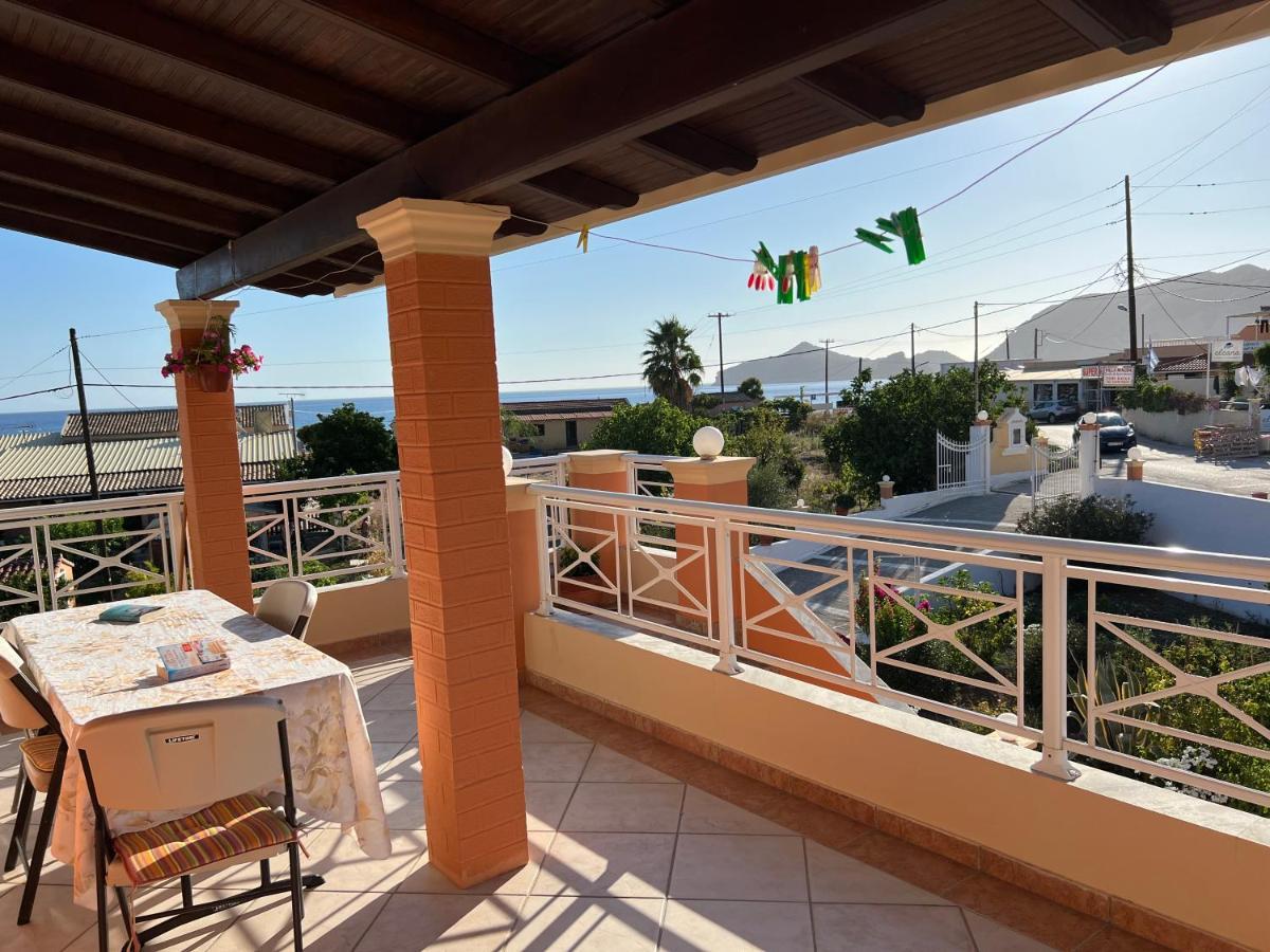 Villa Magda. Agios Georgios Pagon Exteriör bild