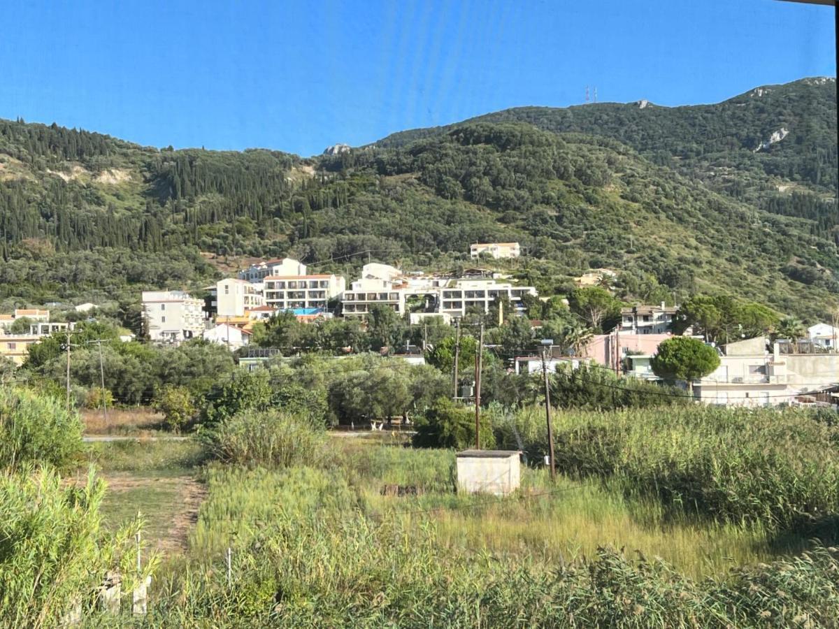 Villa Magda. Agios Georgios Pagon Exteriör bild